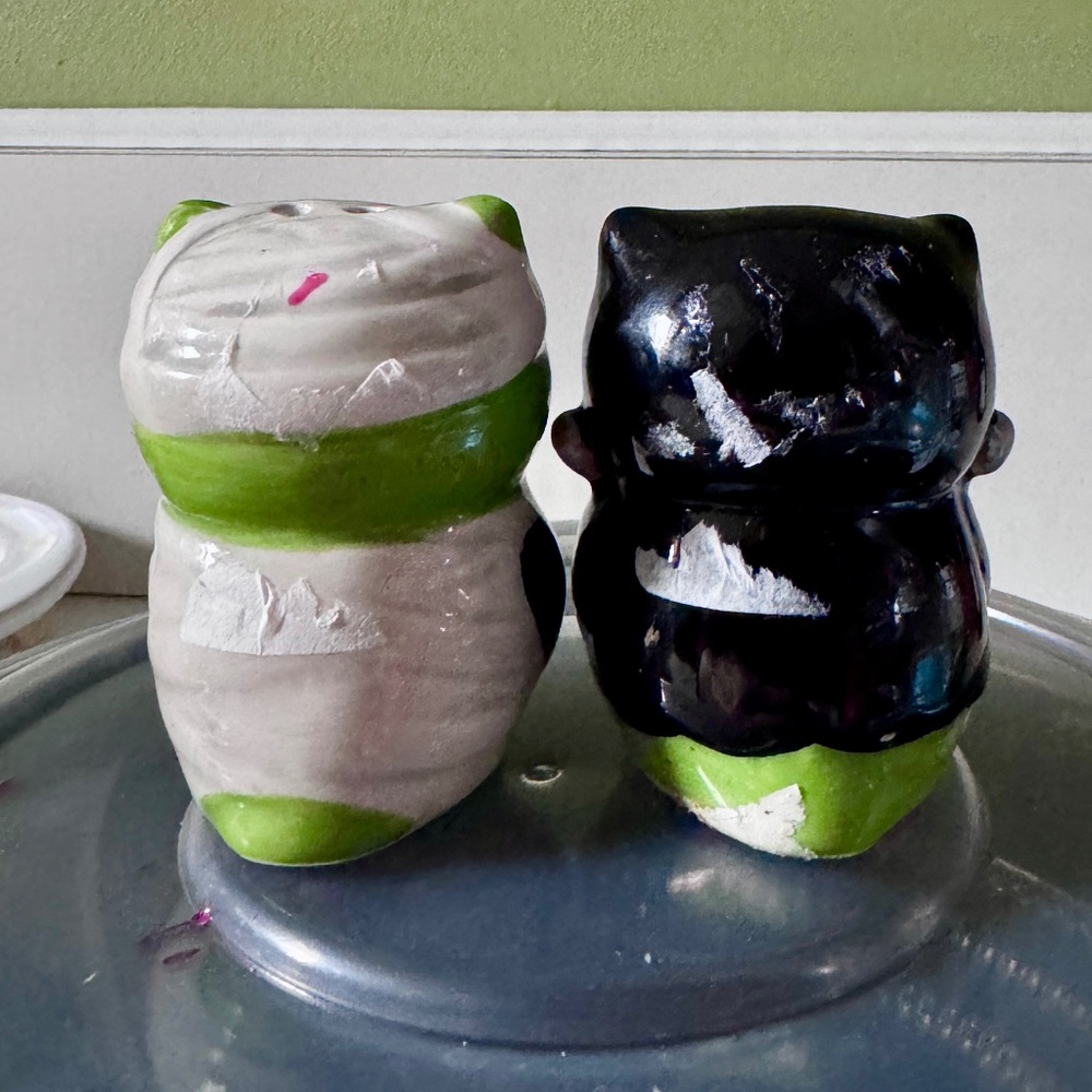 Owl‎ ceramic salt and pepper shakers multicolored - Picture 2 of 3